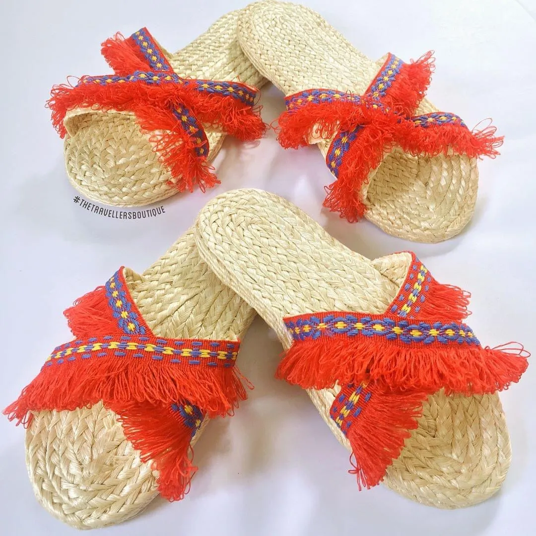 Abaca Pompom Slippers