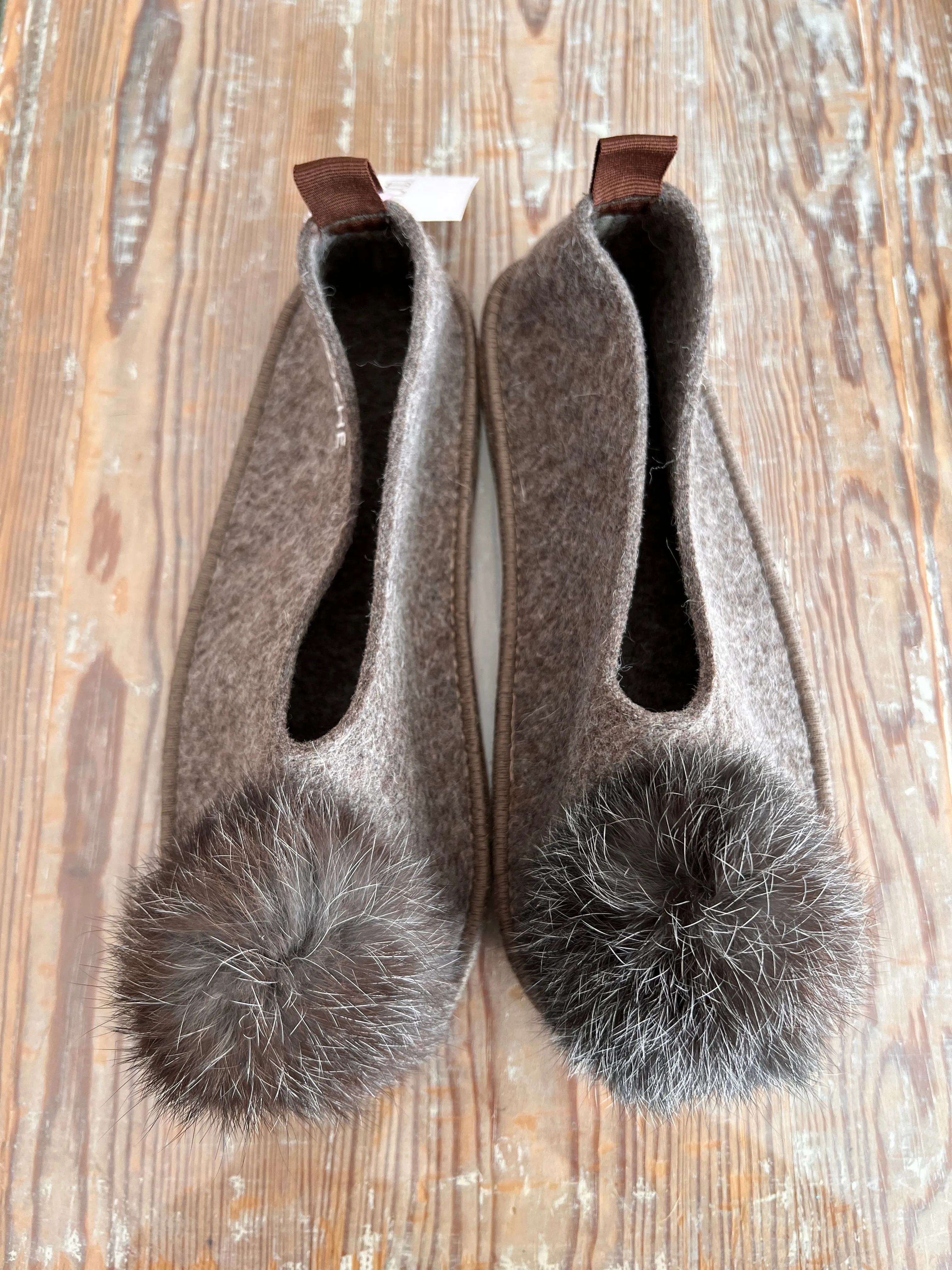 COUNTRYSIDE GREY slippers