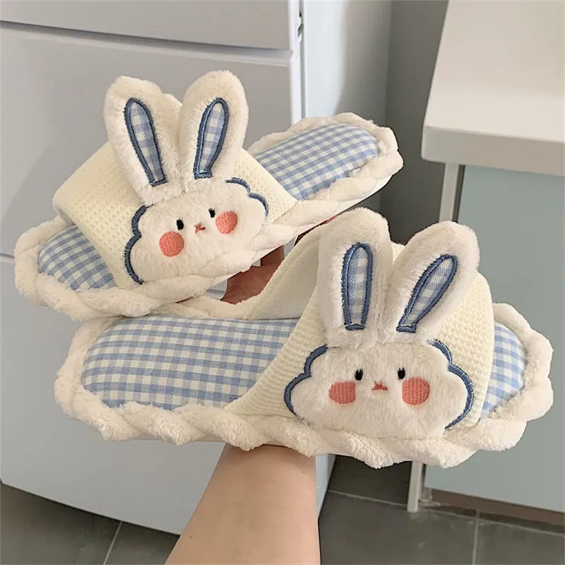 Milky strawberry slippers MK18566